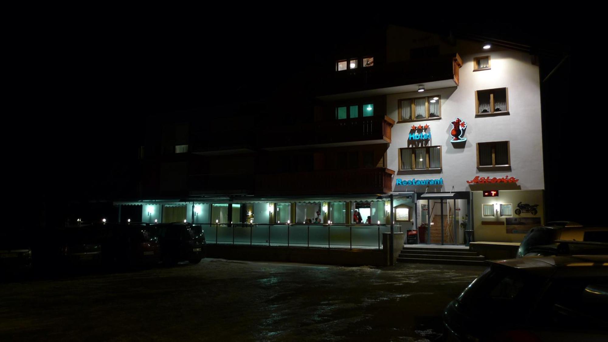 Hotel Astoria Ulrichen Exterior photo